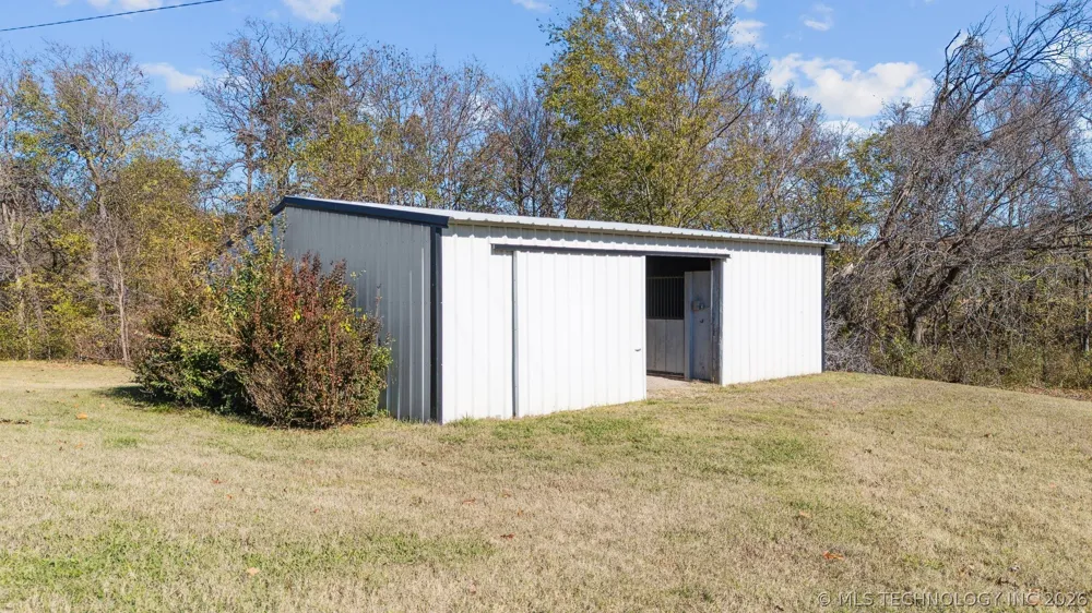 16881 S 4220 ROAD Claremore, OK 74017