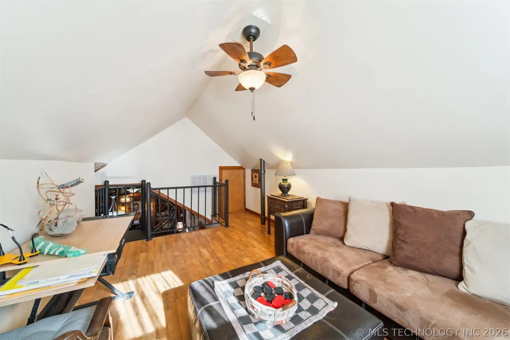 16881 S 4220 ROAD Claremore, OK 74017