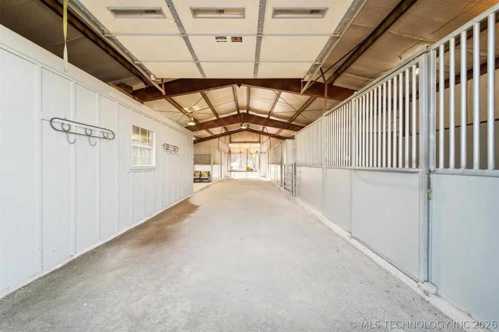 16881 S 4220 ROAD Claremore, OK 74017