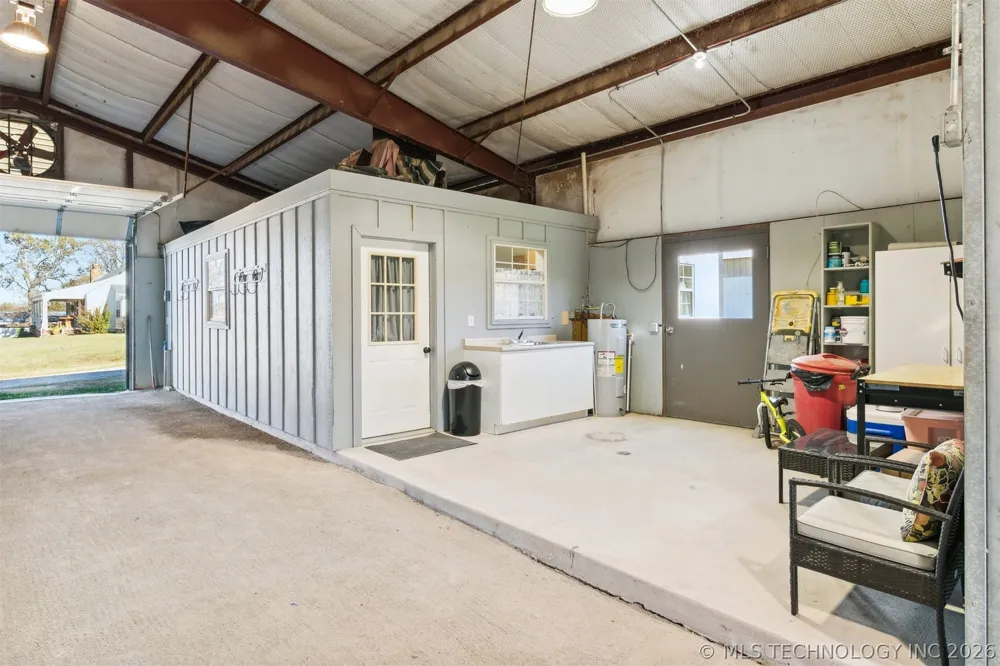 16881 S 4220 ROAD Claremore, OK 74017