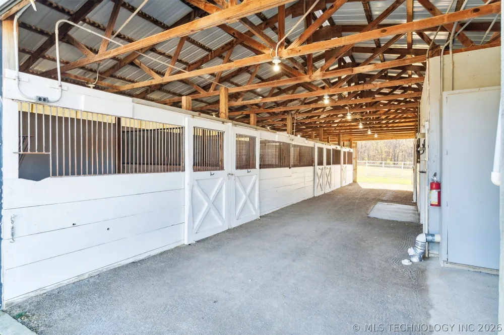 16881 S 4220 ROAD Claremore, OK 74017