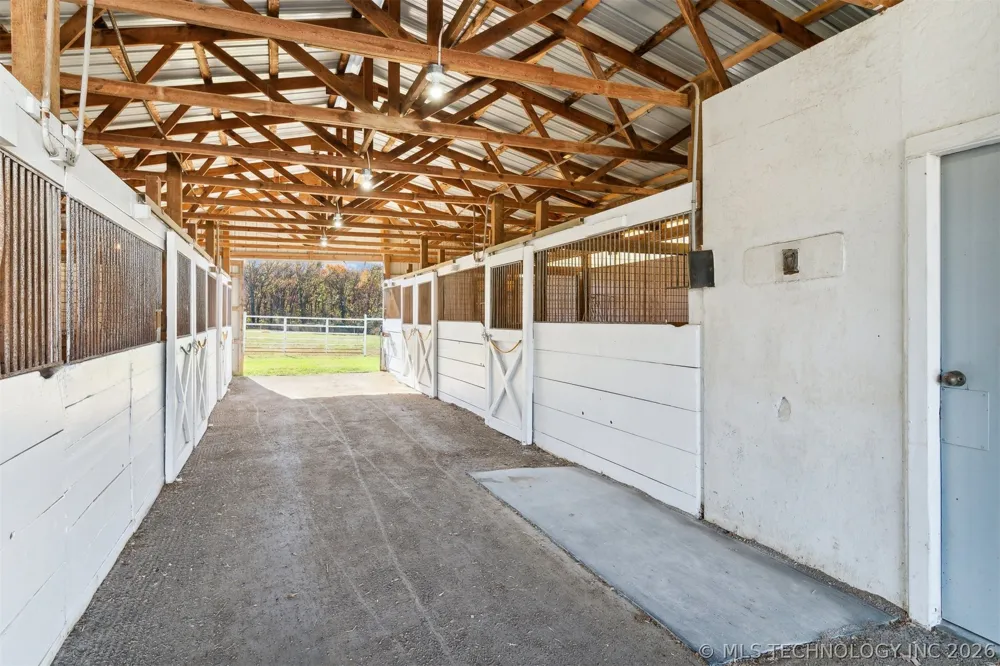 16881 S 4220 ROAD Claremore, OK 74017