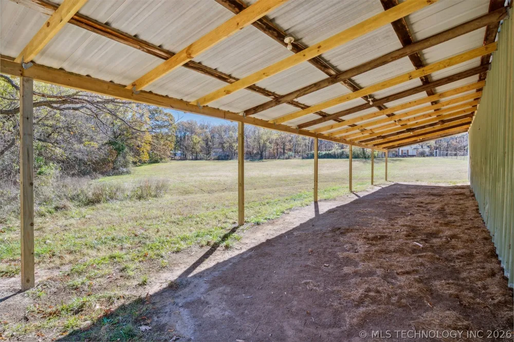 16881 S 4220 ROAD Claremore, OK 74017
