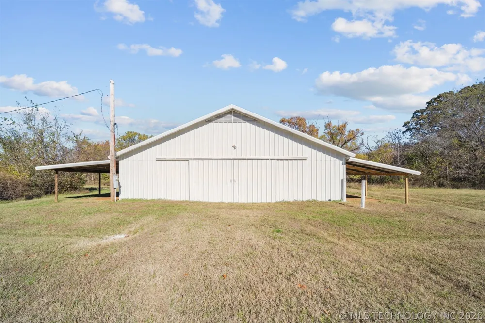 16881 S 4220 ROAD Claremore, OK 74017