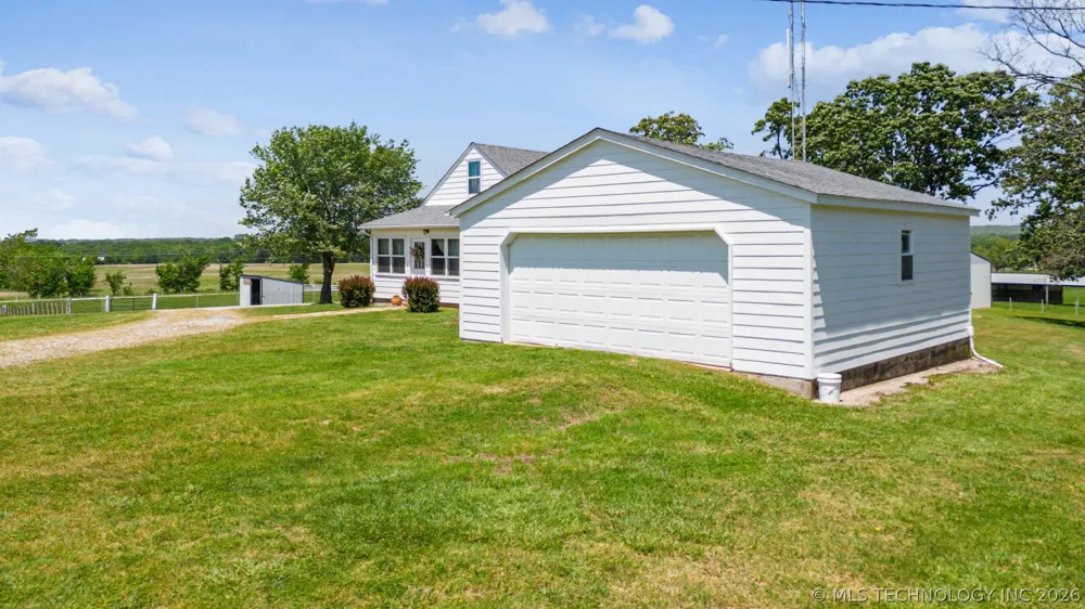 16881 S 4220 ROAD Claremore, OK 74017