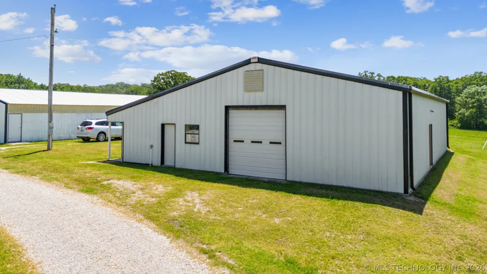 16881 S 4220 ROAD Claremore, OK 74017