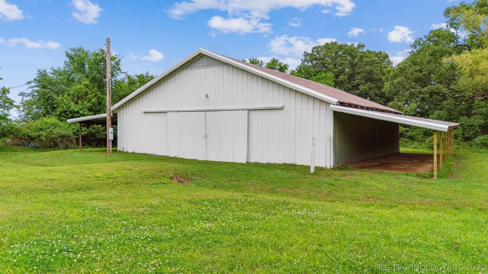 16881 S 4220 ROAD Claremore, OK 74017