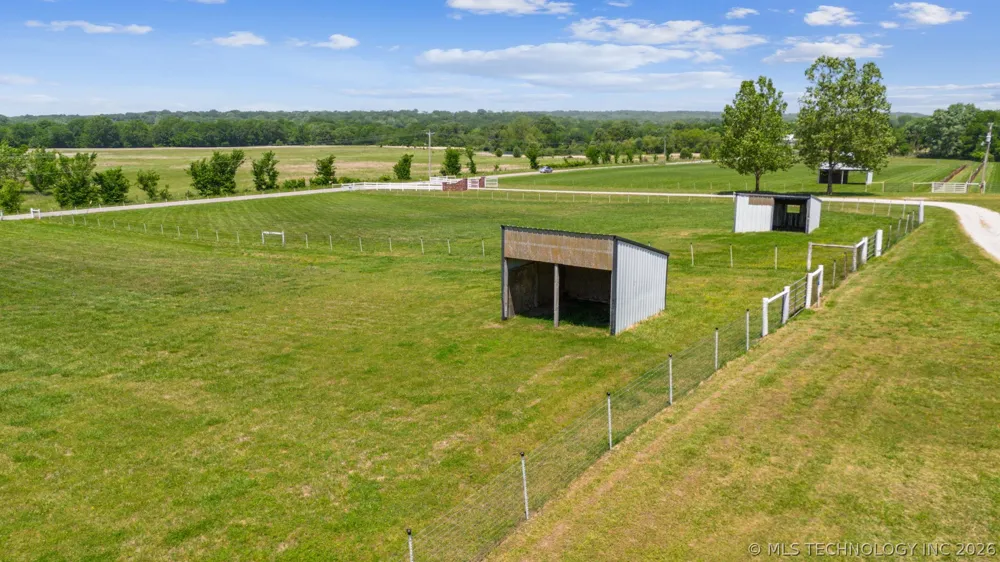 16881 S 4220 ROAD Claremore, OK 74017