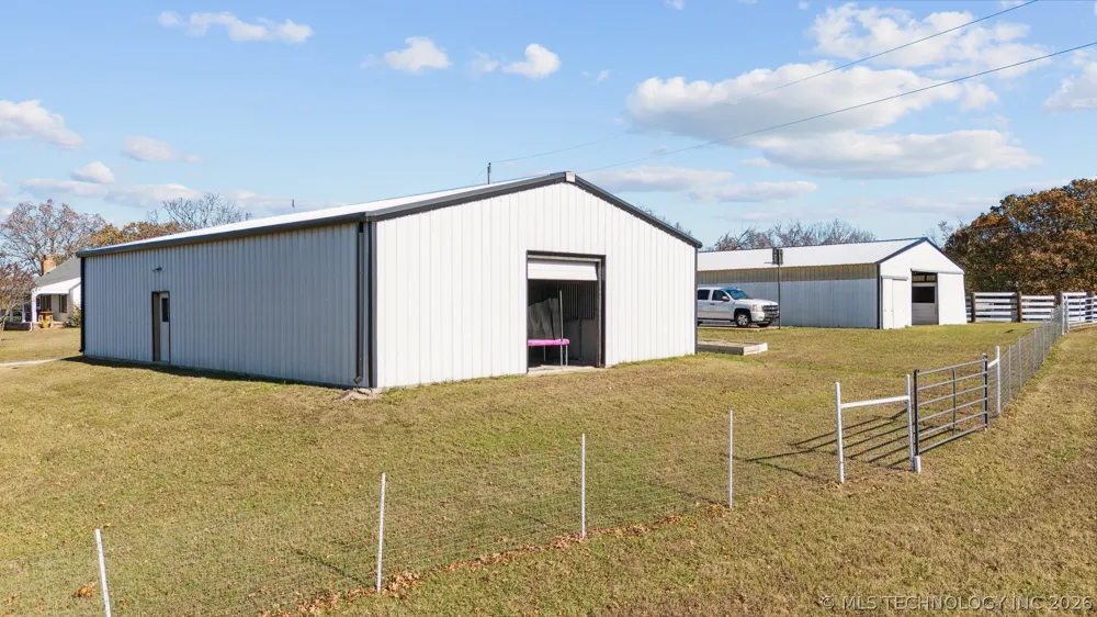 16881 S 4220 ROAD Claremore, OK 74017