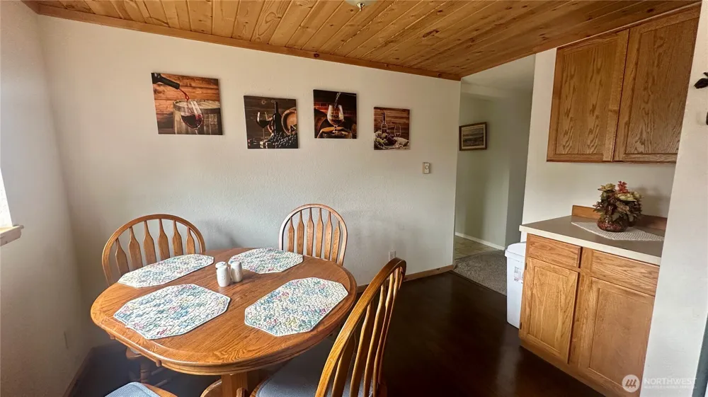 400 Bluff Street Winthrop, WA 98862