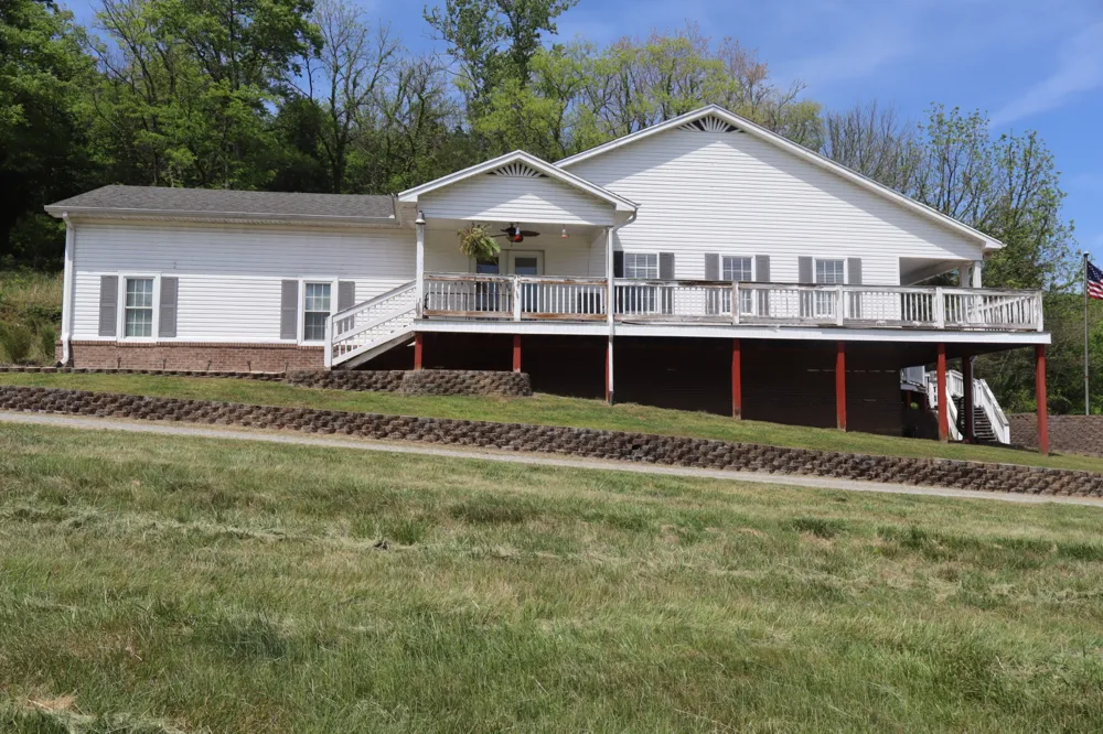 341 Pumpkin Hollow Rd Liberty, TN 37095