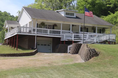 341 Pumpkin Hollow Rd