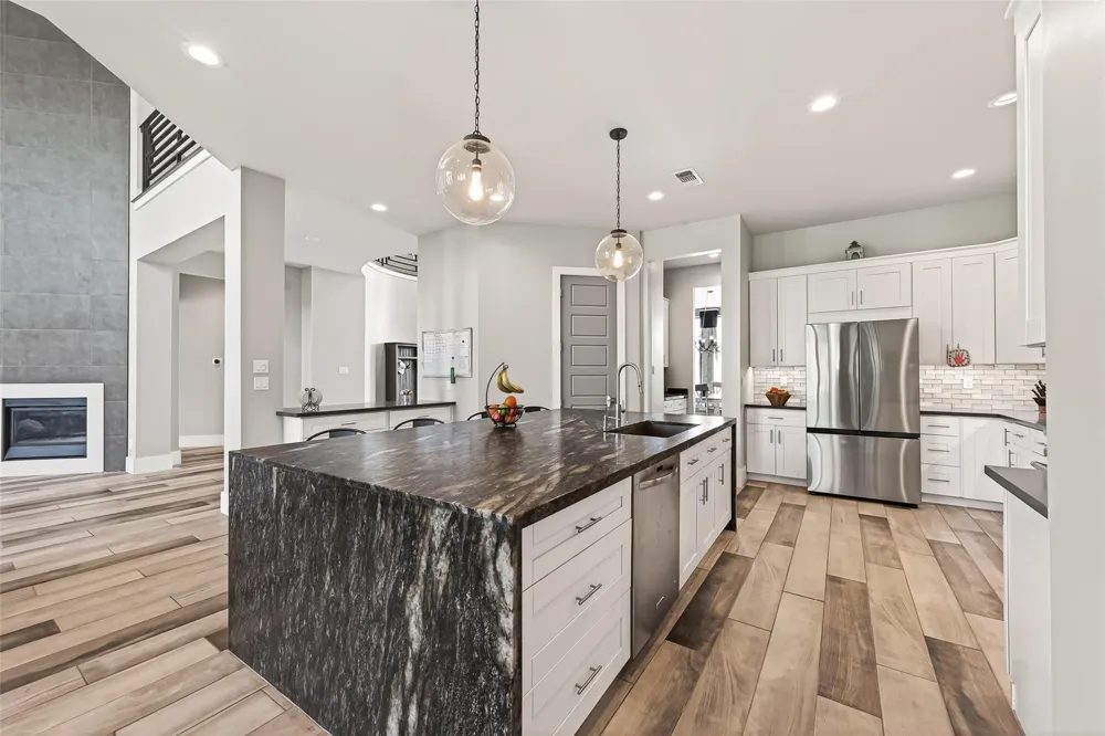 31734 Bayou Bend Richwood, TX 77515