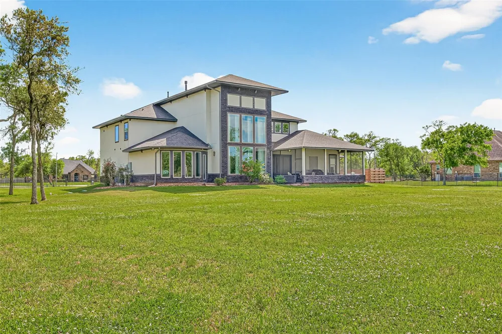 31734 Bayou Bend Richwood, TX 77515