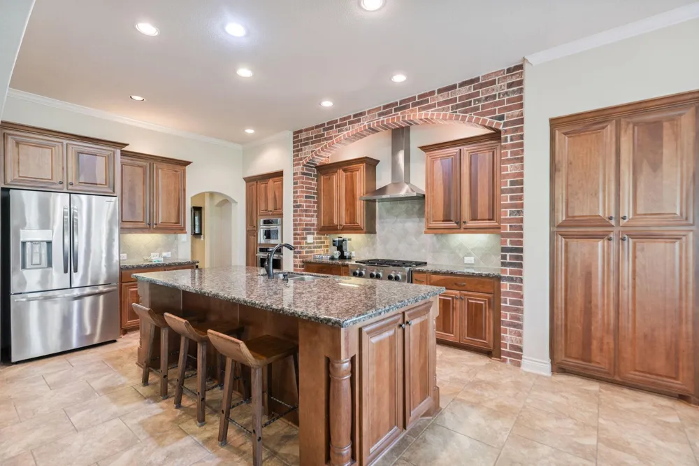 101 Pin Oak Lane Hempstead, TX 77445