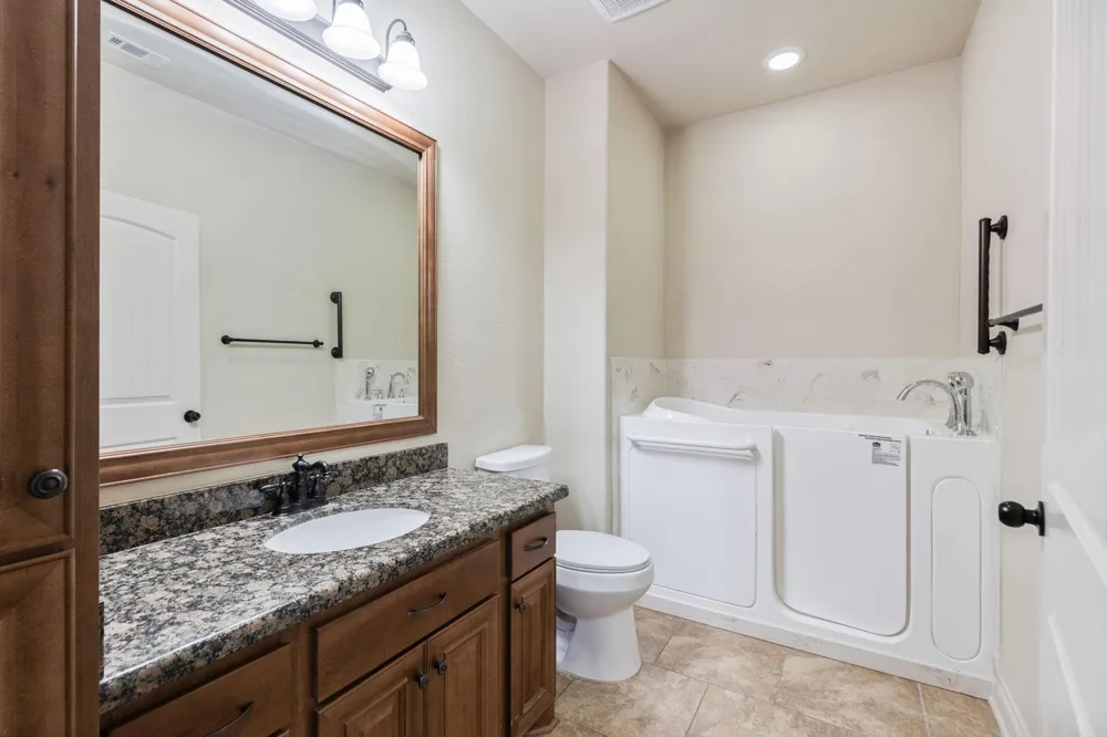 101 Pin Oak Lane Hempstead, TX 77445