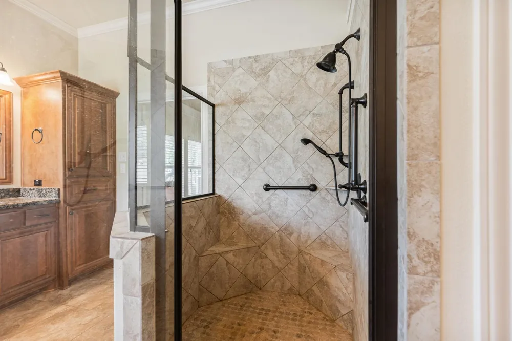 101 Pin Oak Lane Hempstead, TX 77445