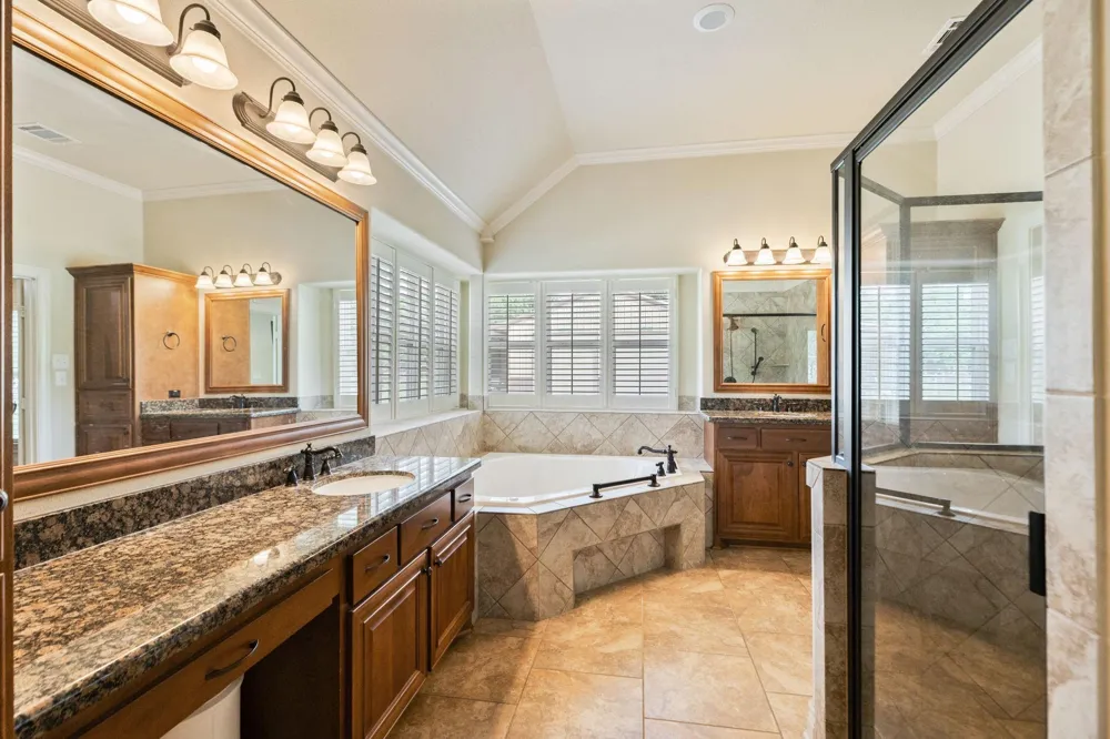 101 Pin Oak Lane Hempstead, TX 77445