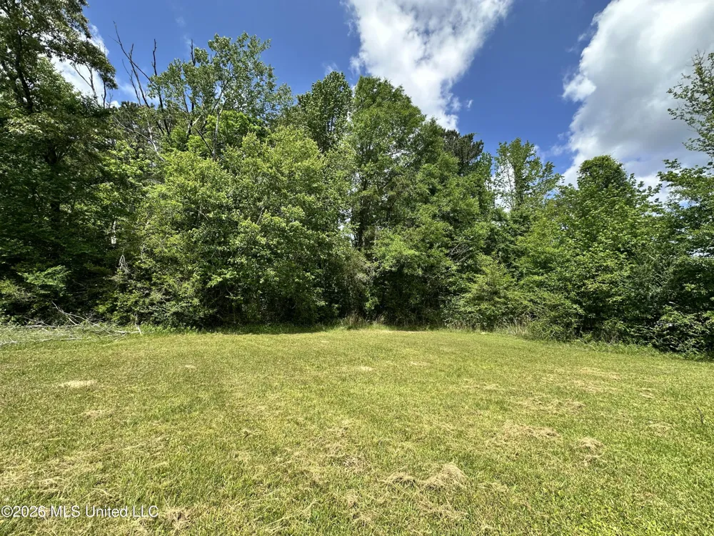 Mccomb Holmesville Road Mccomb, MS 39648