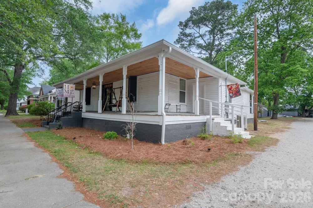 226 Huger Street Cheraw, SC 29520