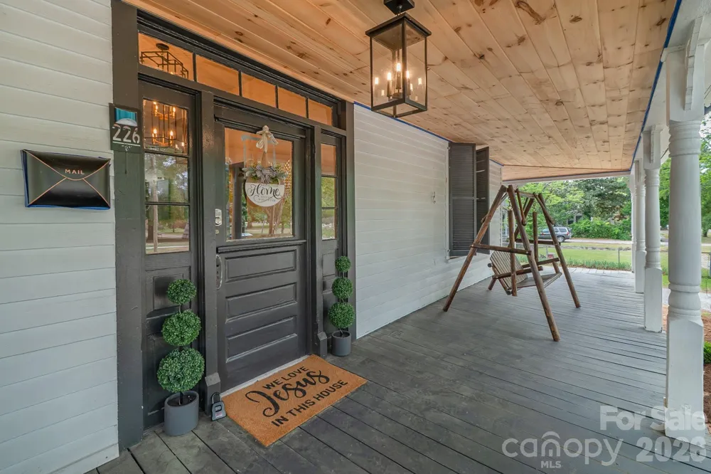 226 Huger Street Cheraw, SC 29520