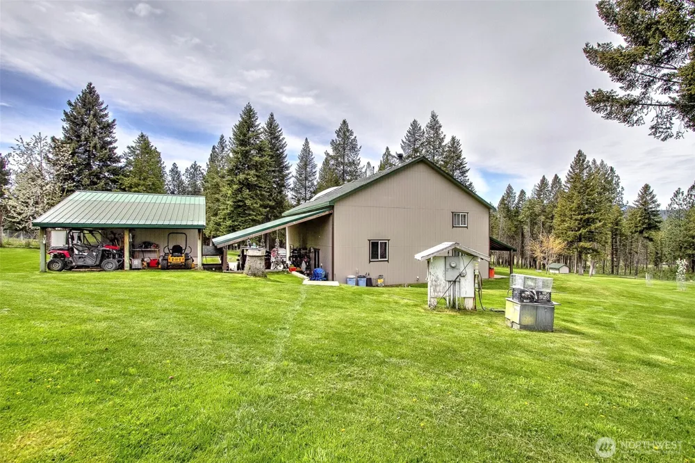6731 River Way Fruitland, WA 99129