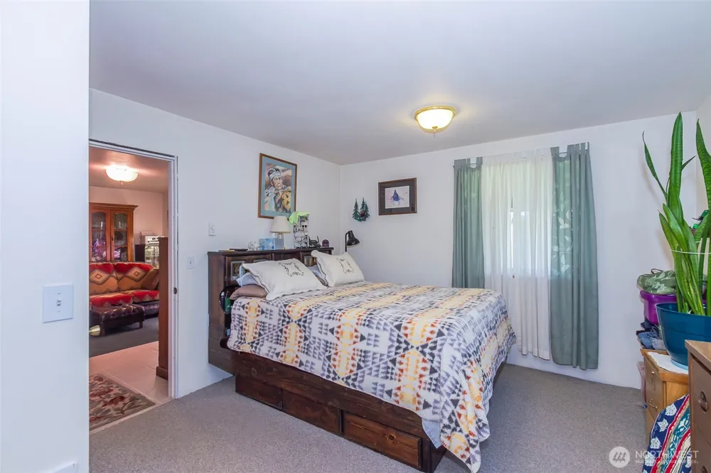 6731 River Way Fruitland, WA 99129