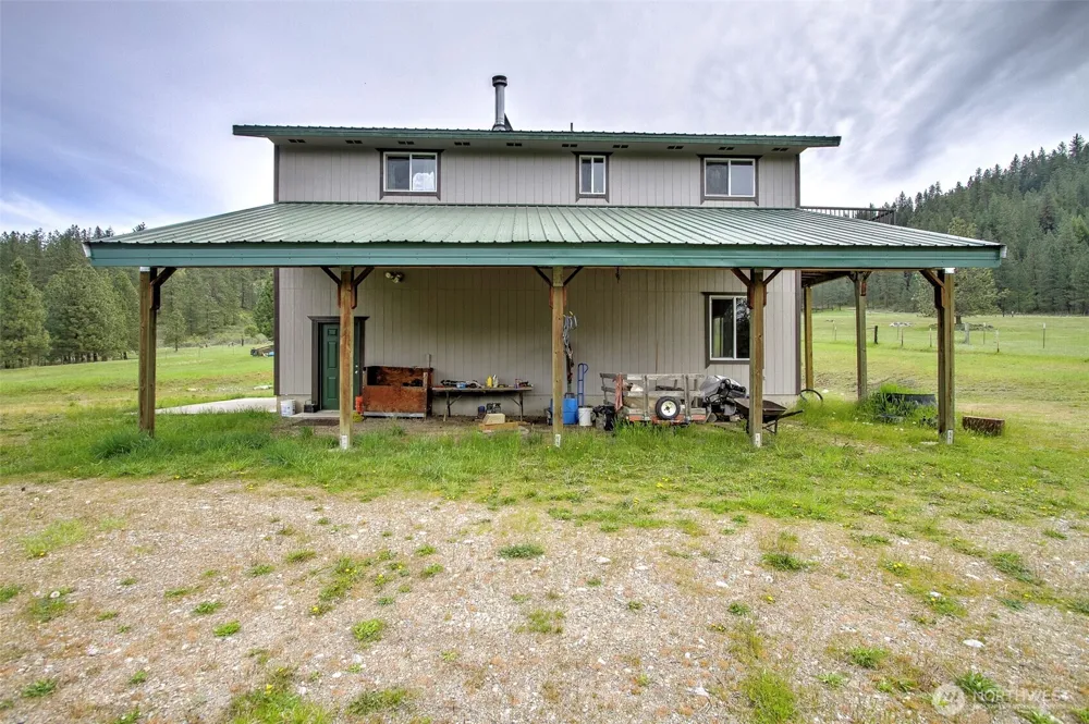 6731 River Way Fruitland, WA 99129