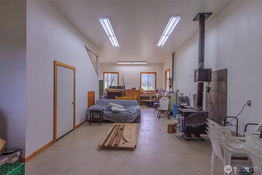 6731 River Way Fruitland, WA 99129