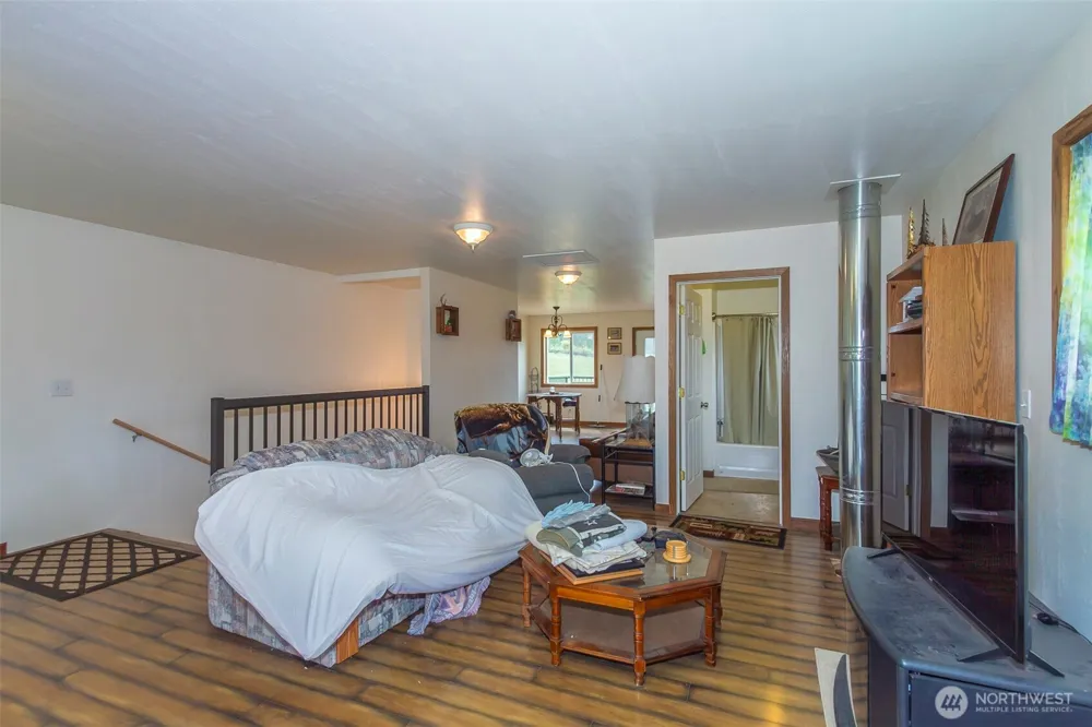 6731 River Way Fruitland, WA 99129