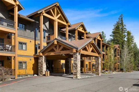 3770 Suncadia Trail #209