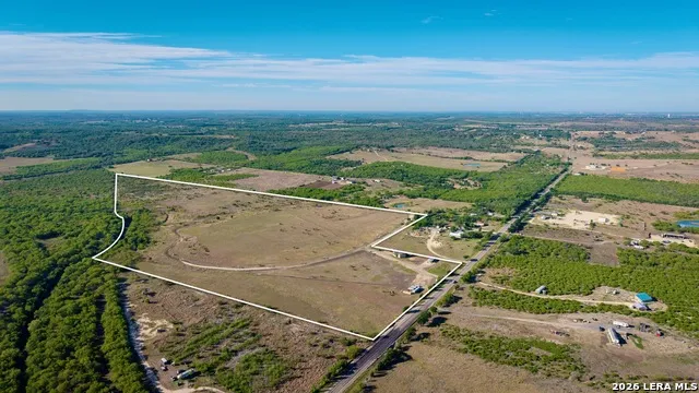 12601 Fm 20 Kingsbury, TX 78638
