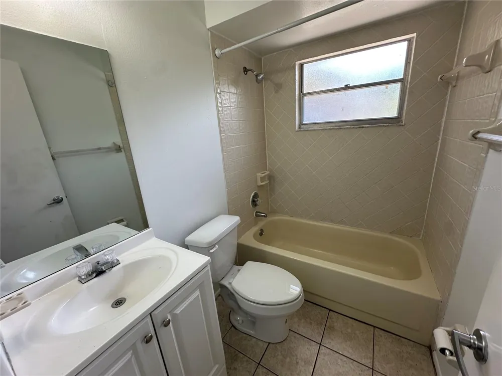 4401 NW 20TH DRIVE Gainesville, FL 32605