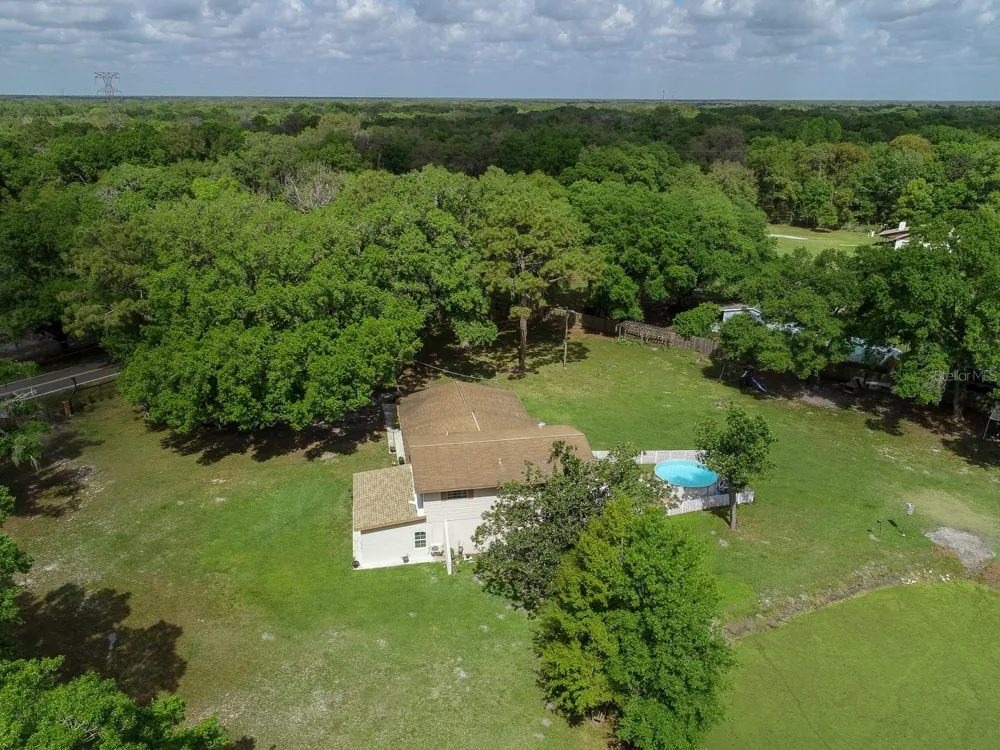 4902 FIVE ACRE ROAD Plant City, FL 33565