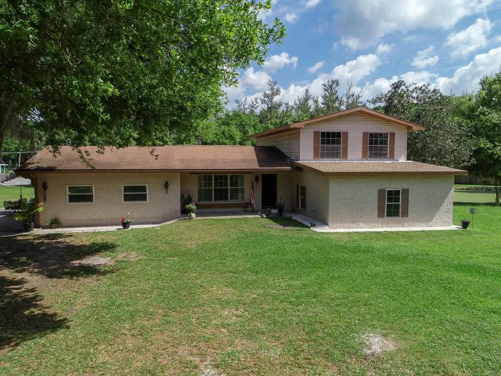 4902 FIVE ACRE ROAD Plant City, FL 33565