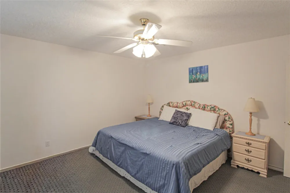 200 Lakefront Drive Onalaska, TX 77360