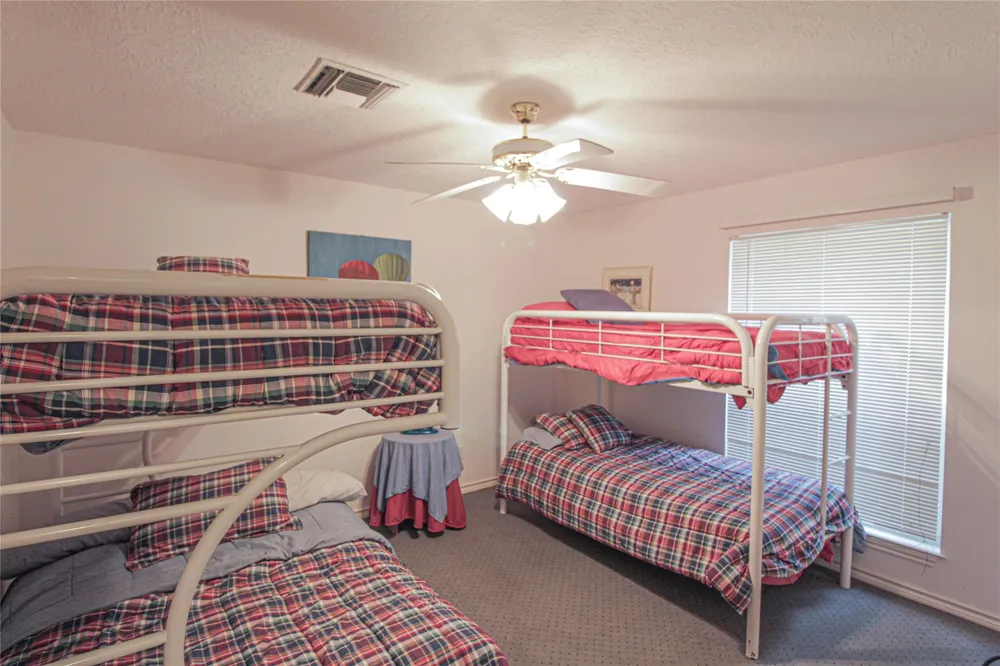 200 Lakefront Drive Onalaska, TX 77360