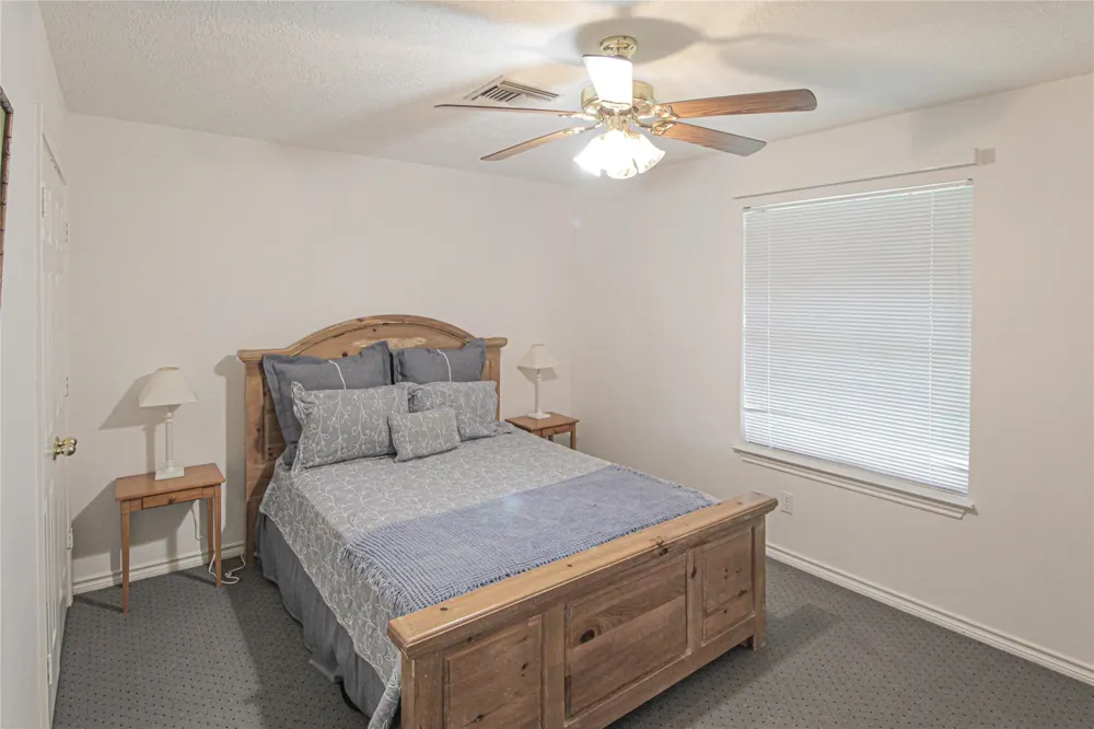 200 Lakefront Drive Onalaska, TX 77360