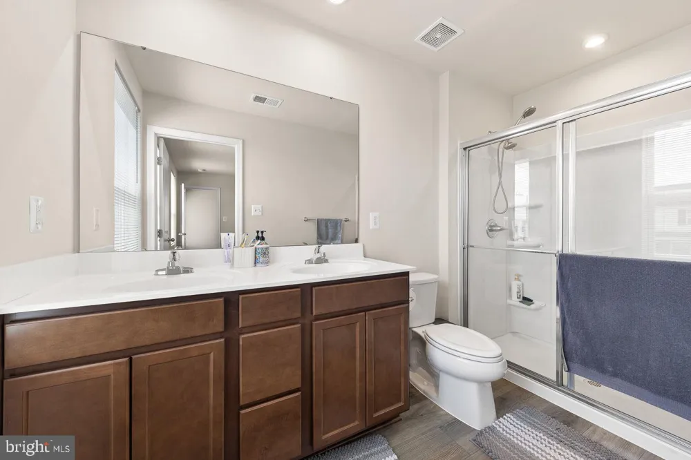 145 DURSLEY CIR Middletown, VA 22645