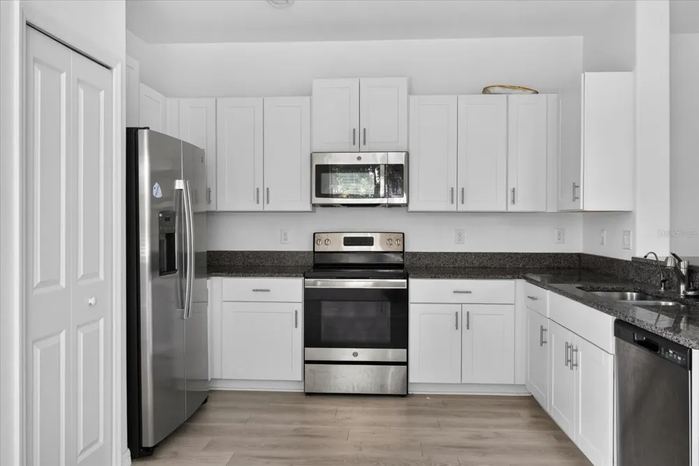 5226 FORUM BOULEVARD Holiday, FL 34690