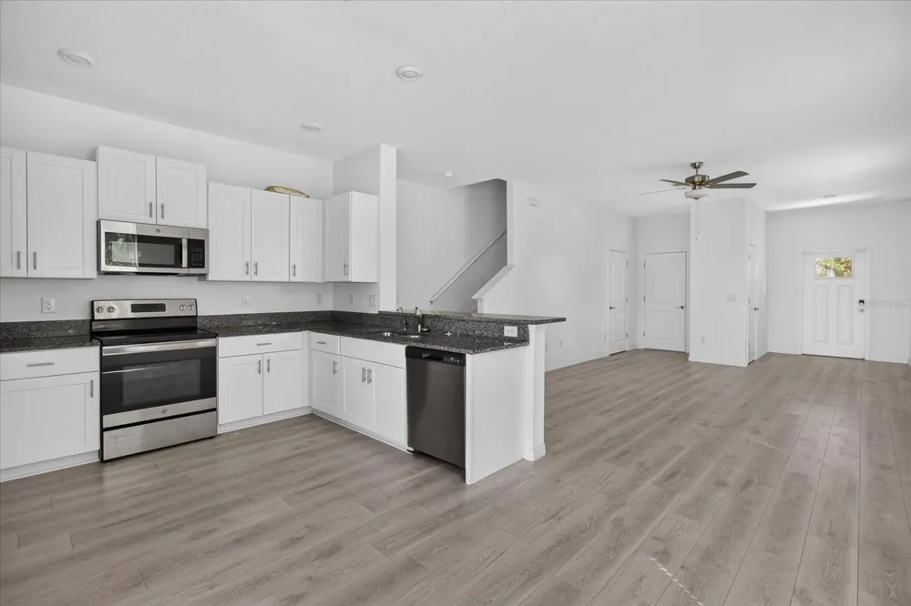 5226 FORUM BOULEVARD Holiday, FL 34690