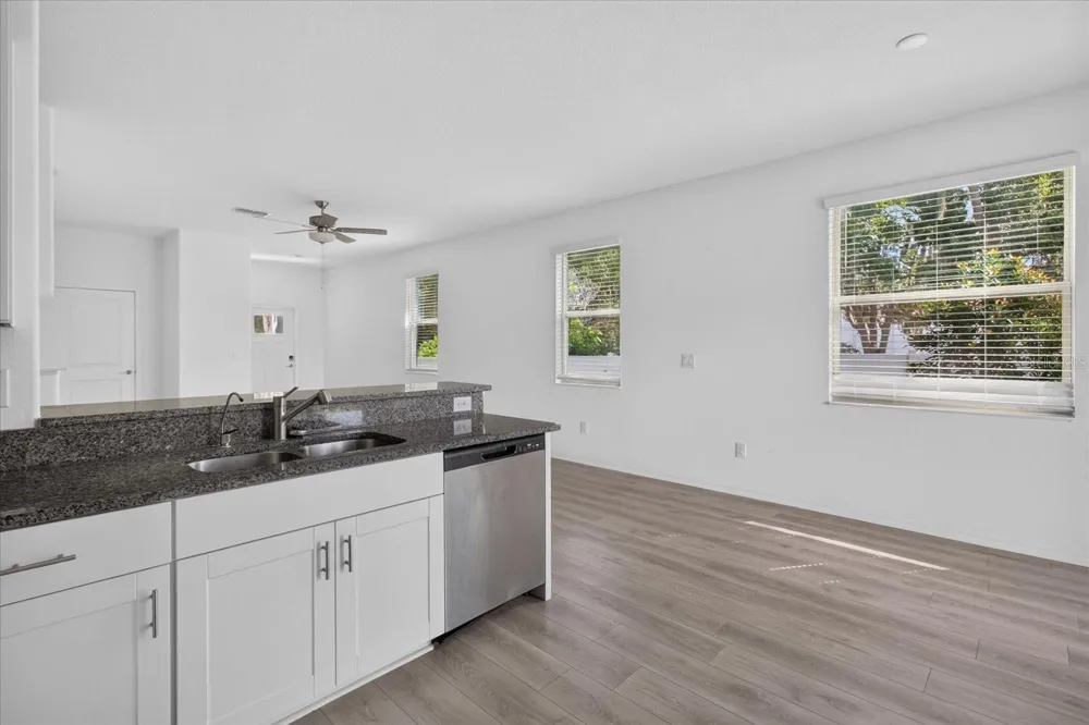 5226 FORUM BOULEVARD Holiday, FL 34690