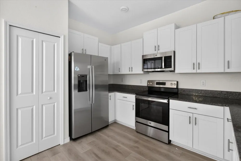 5226 FORUM BOULEVARD Holiday, FL 34690