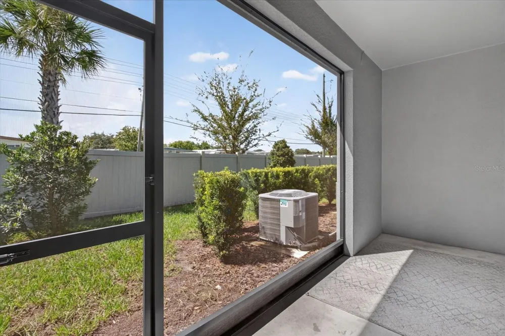 5226 FORUM BOULEVARD Holiday, FL 34690