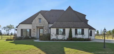 6131 Creekwood Drive