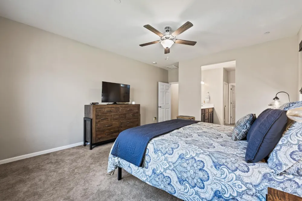 174 S Karen Avenue Kerman, CA 93630