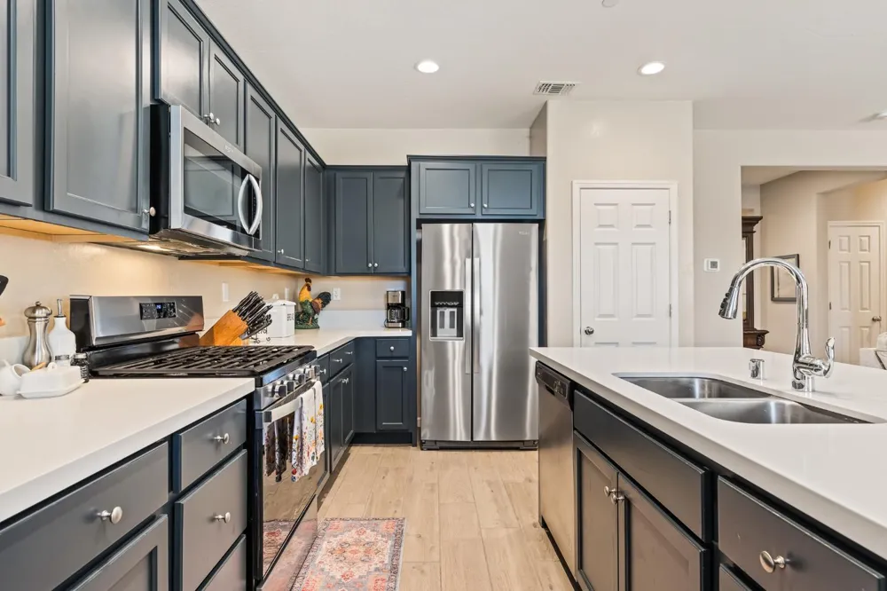 174 S Karen Avenue Kerman, CA 93630