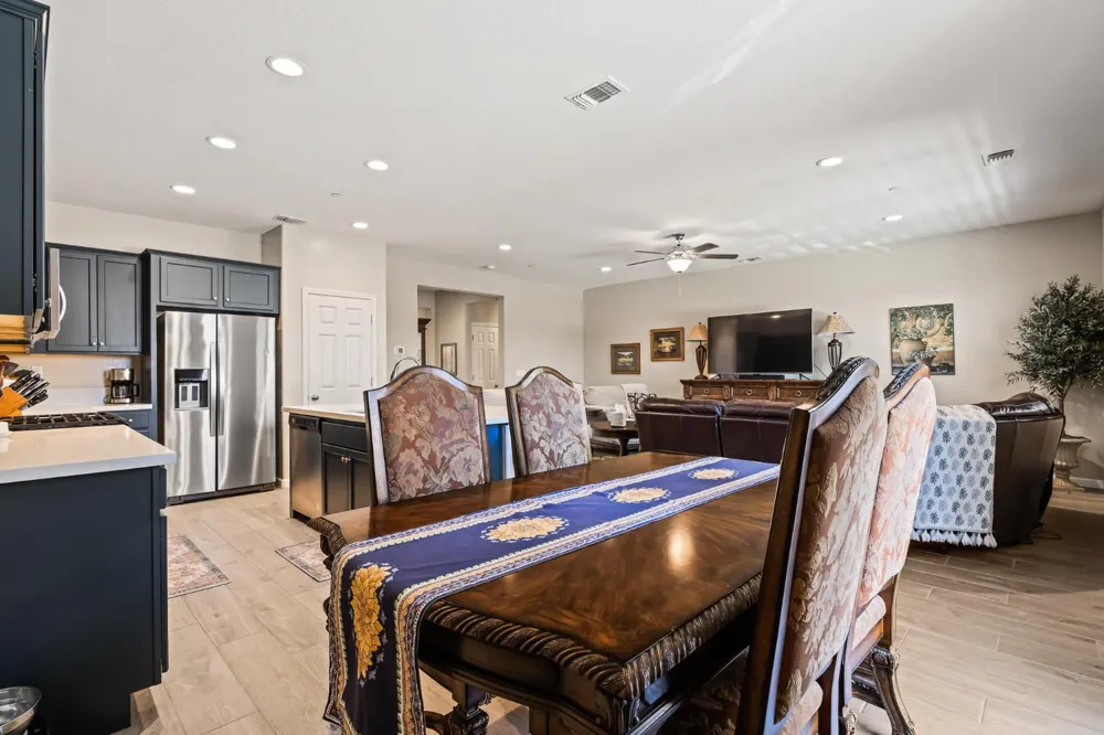 174 S Karen Avenue Kerman, CA 93630