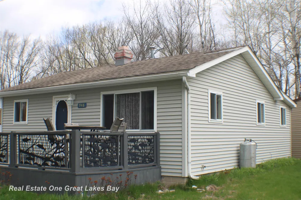 948 Richland Avenue Hill Township, MI 48635