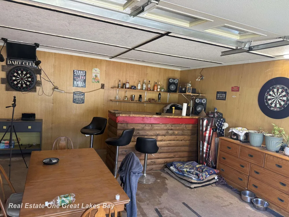 948 Richland Avenue Hill Township, MI 48635